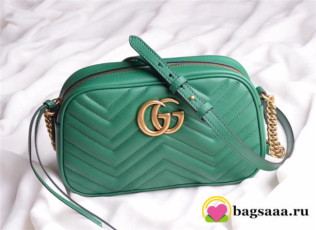 Gucci Marmont small matelassé shoulder Green bag - 1
