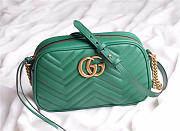 Gucci Marmont small matelassé shoulder Green bag - 1