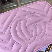 Gucci Marmont matelassé mini bag in Pink - 6