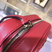 Gucci Marmont matelassé mini bag in Red - 2