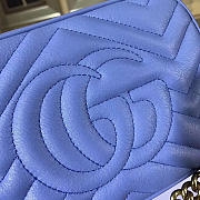 Gucci Marmont matelassé mini bag in Blue - 6
