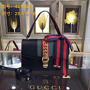 Gucci Sylvie shoulder bag in Black leather 421882 - 1