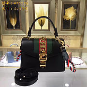 Gucci Sylvie leather mini bag in Black 470270 - 3