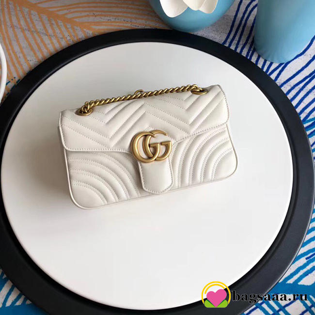 Gucci Marmont matelassé shoulder bag in White 443497 - 1