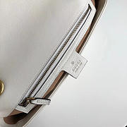 Gucci Marmont matelassé shoulder bag in White 443497 - 4