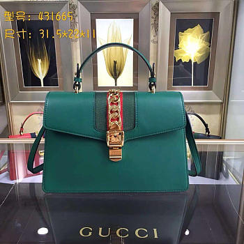Gucci Sylvie medium top handle bag in Green leather 431665