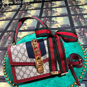 Gucci Sylvie shoulder Red bag leather 421882