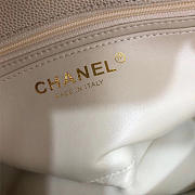 Chanel Flap Bag Caviar in White 20cm with Gold Hardware - 4