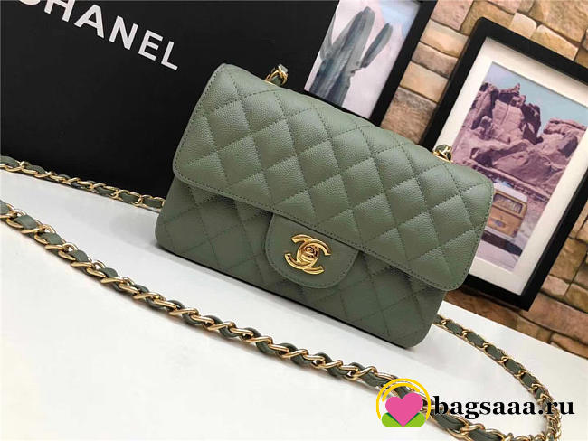 Chanel Flap Bag Caviar in Green 20cm with Gold Hardware - 1