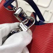 Louis Vuitton Lockme Bucket EPI Leather in Red - 2