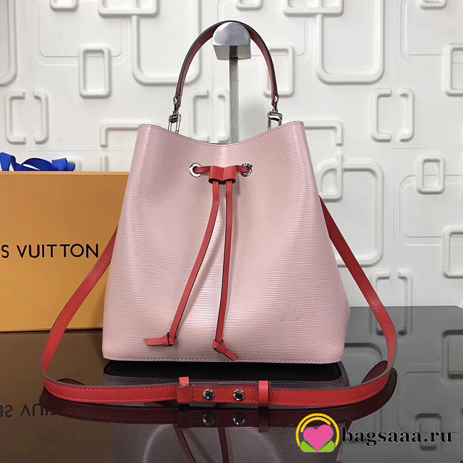 Louis Vuitton Lockme Bucket EPI Leather in Pink - 1