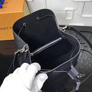 Louis Vuitton Lockme Bucket EPI Leather in Black - 4