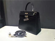 Hermes Kelly handbag in Black - 4