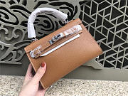 Hermes Kelly Leather Handbag in Khaki with Silver Hardware - 4