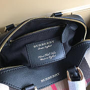 Burberry Original Classic Check bag in Black - 3