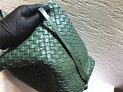 Bottega Veneta sheepskin knitted large shopping bags in Green - 5