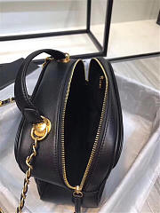 Chanel Women Hnagbags Black A57906 - 6