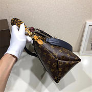 Louis Vuitton Beaubourg Handbag M43953 - 5