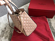 Valentino Garavani Rockstud Spike Lambskin Handbag in Pink - 5