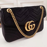 Gucci Marmont velvet Large shoulder bag in Black - 4