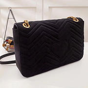 Gucci Marmont velvet Large shoulder bag in Black - 2