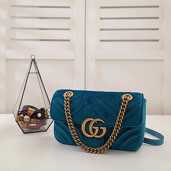 Gucci Marmont velvet small shoulder bag in Blue
