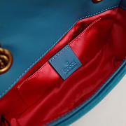 Gucci Marmont velvet small shoulder bag in Blue - 4