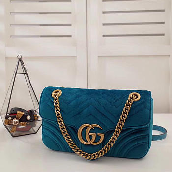 Gucci Marmont velvet Medium shoulder bag in Blue