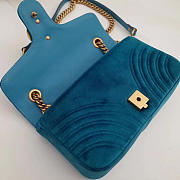 Gucci Marmont velvet Medium shoulder bag in Blue - 3