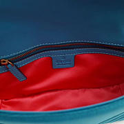 Gucci Marmont velvet Medium shoulder bag in Blue - 4