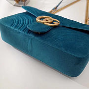 Gucci Marmont velvet Large shoulder bag in Blue - 5