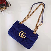 Gucci Marmont velvet Small shoulder bag in Dark Blue - 4