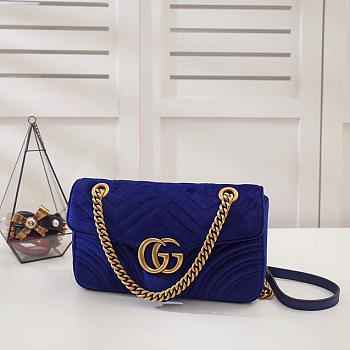 Gucci Marmont velvet Medium shoulder bag in Dark Blue