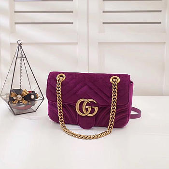 Gucci Marmont velvet Small shoulder bag in Dark Purple