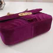Gucci Marmont velvet Small shoulder bag in Dark Purple - 2