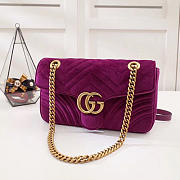 Gucci Marmont velvet Medium shoulder bag in Dark Purple - 1