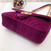 Gucci Marmont velvet Medium shoulder bag in Dark Purple - 2