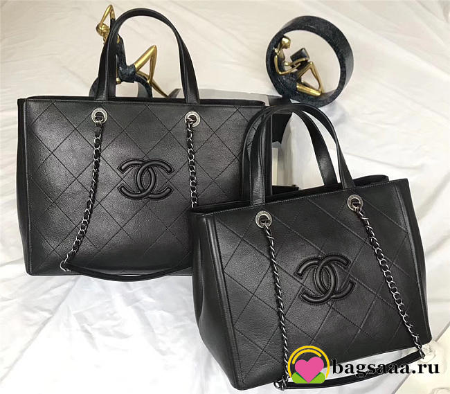Chanel Original Calfskin shopping bag black - 1