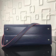Louis Vuitton Vaneau Cuir Ecume Leather Handbag Blue - 3