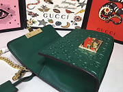 Gucci Padlock small Signature shoulder Leather bag green 409487 - 6