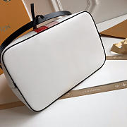 Louis Vuitton NEONOE EPI Leather Shoulder Handbags White M52161 Bagsaa - 5