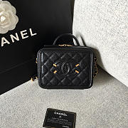 Chanel Small Makeup Caviar Vanity Bag Black - 3