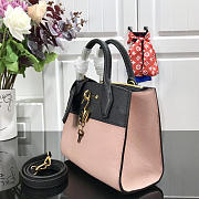 Louis Vuitton 2019SS Mini Calfskin handbag Pink with Black - 5