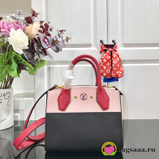 Louis Vuitton 2019SS Mini Calfskin handbag Black with Pink - 1