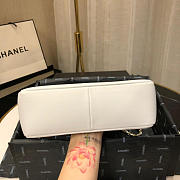 Chanel mini Chain Shoulder White Handbag  - 6