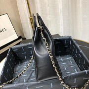 Chanel mini Chain Shoulder Black Handbag  - 6