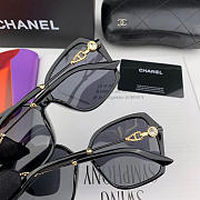 CHANEL 2019 Fashion Round Frame Sunglasses - 3