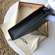 Louis Vuitton toiletry pouch Monogram Black bag M41692 - 6