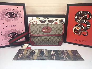 Gucci Supreme belt bag Red 493930