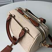 Louis Vuitton embossed leather Speedy 20 Handbag - 2